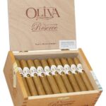 Oliva Connecticut Reserve Petit Corona