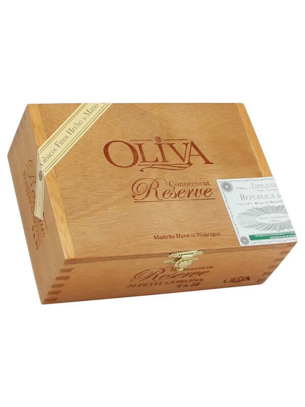 Oliva Connecticut Reserve Petit Corona