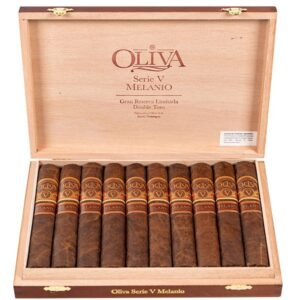 Oliva Serie V Melanio Double Toro
