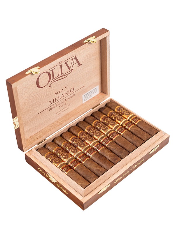 Oliva Serie V Melanio No. 4