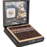 Saint Luis Rey Carenas Ultramar Corona