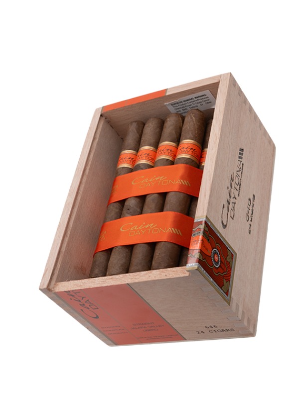 Oliva Cain Daytona 646 Corona