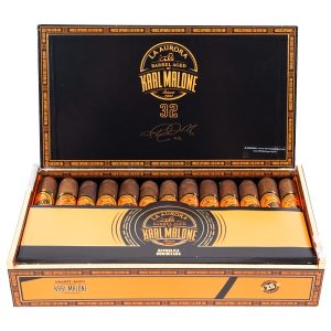 La Aurora Barrel Aged by Karl Malone Robusto