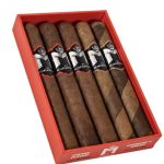 M by Macanudo Coffee and Espresso The Perfect Sampler 25-ct w/ Macanudo Quad Flame Torch Lighter